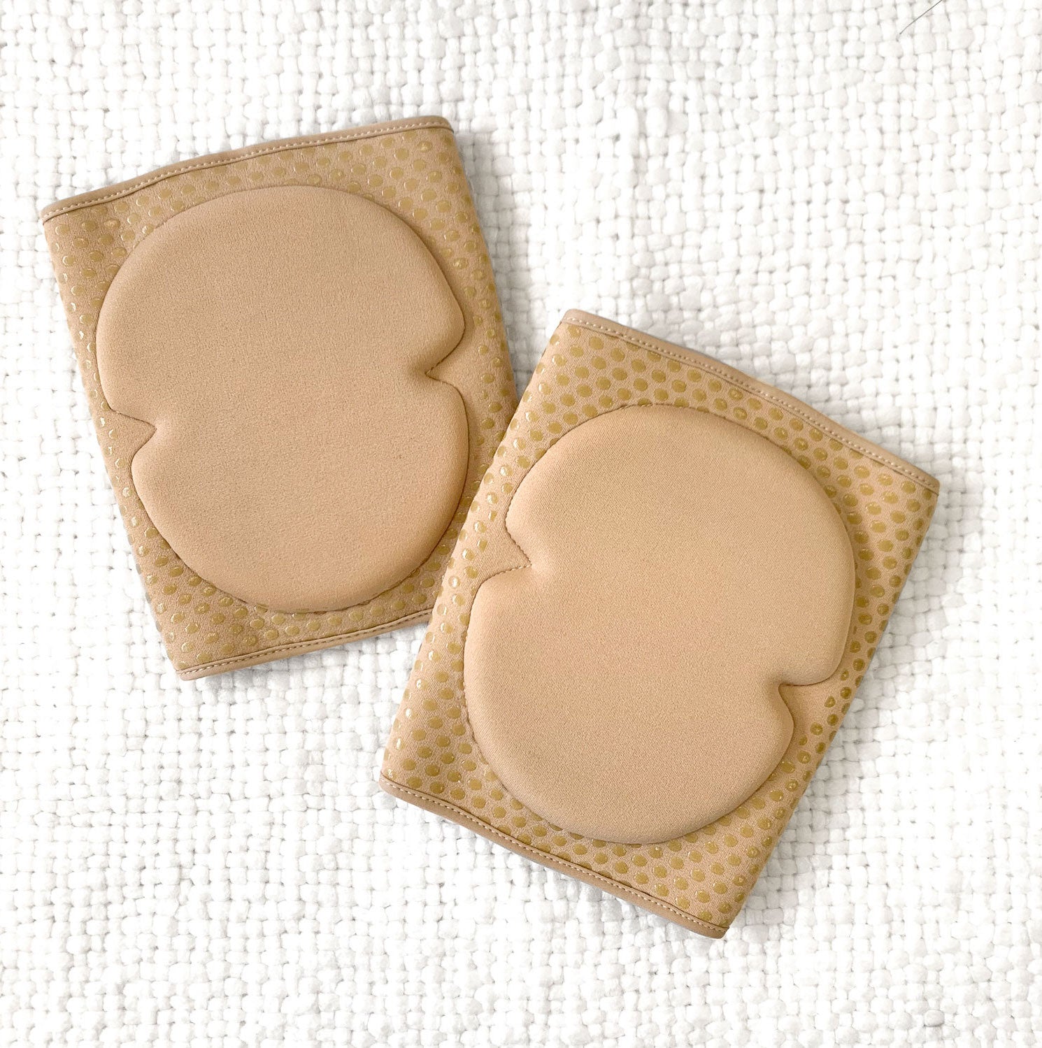 Sticky Silicone Knee Pads - Beige