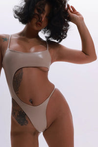 MADGAMER Pthahnil Bodysuit – Vanilla